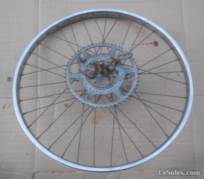 Roue arriere mobylette ancienne 600B occasion